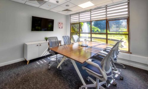 Karen Meeting Room 1 (4-6pax) Karen Meeting Room 1 (4-6pax)