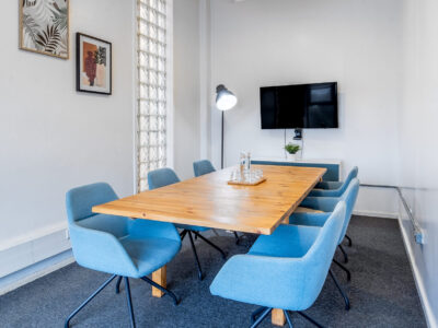 MeetingRoom-4_4x5 MeetingRoom-4_4x5