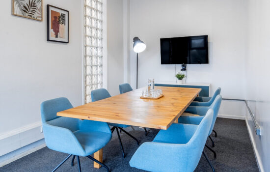 MeetingRoom-4_4x5 MeetingRoom-4_4x5